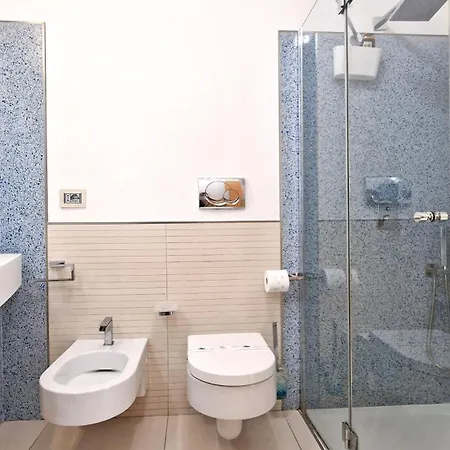 Con Vista Mare Da 4 Posti E Wifi 아파트